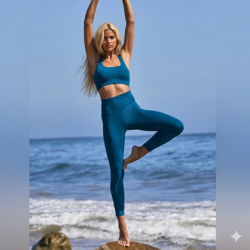 New Free People Movement Good Karma Leggings Bluegrass M/L Athleisure Boho